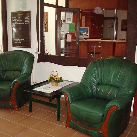 טיסאאוורוש Hotel Termal מראה חיצוני תמונה