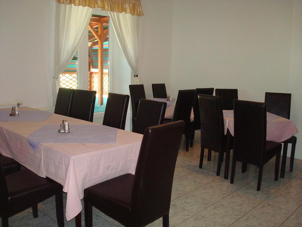 טיסאאוורוש Hotel Termal מראה חיצוני תמונה