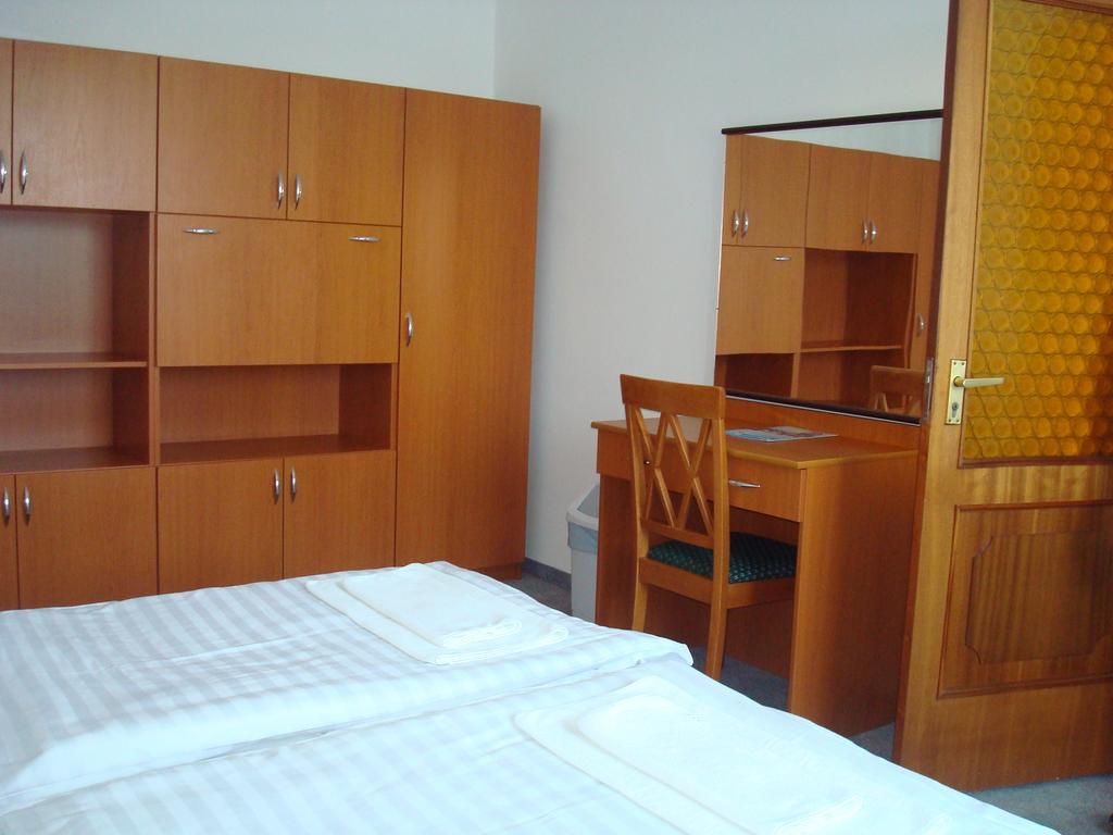 טיסאאוורוש Hotel Termal מראה חיצוני תמונה